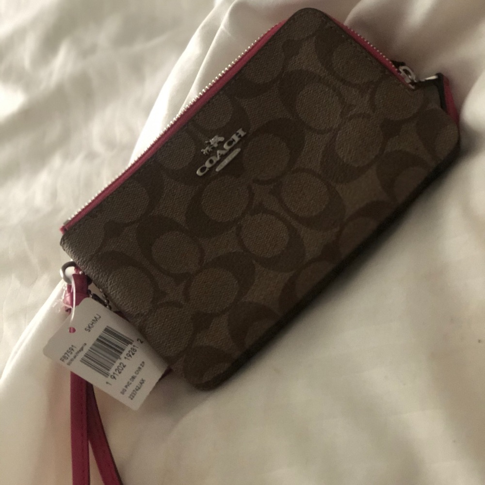 BRANDNEW Coach wallet